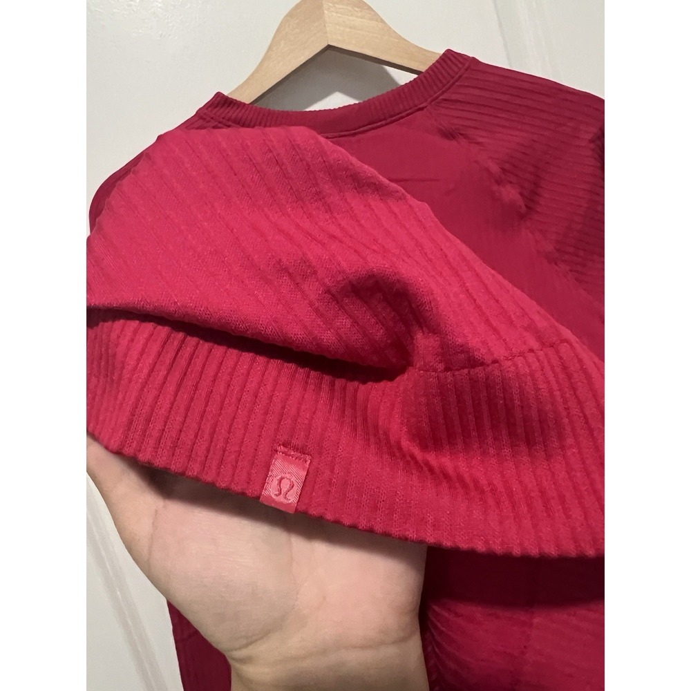 Lululemon Rest Less Pullover Colour Rib Passionate Size 10 Yoga Running Athletic - Picture 5 of 6